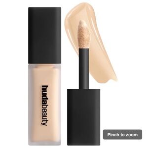 Huda Beauty Concealer